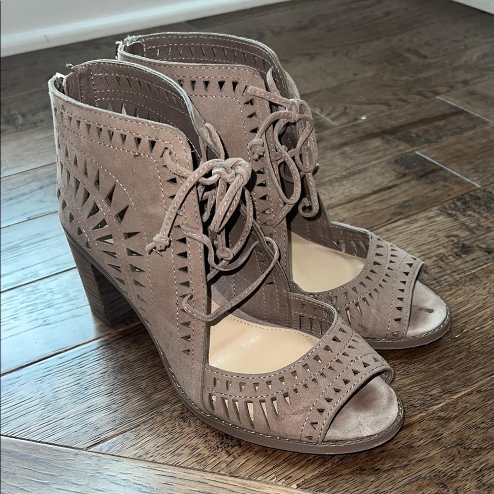 Vince Camuto Tarita Taupe Lace-Up Women's Shoes